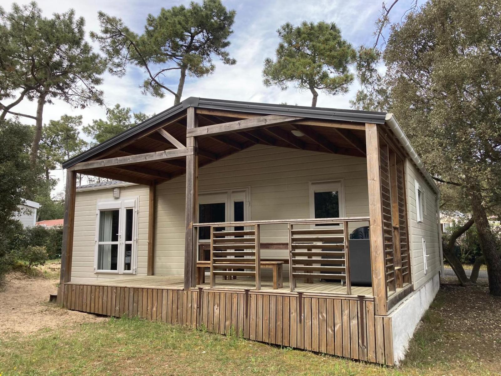 Hotel Le Domaine Des Pins Saint-Hilaire-de-Riez Esterno foto